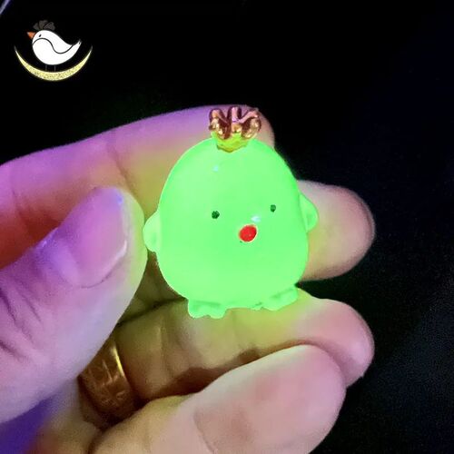 6Pcs Mini Crown Chick Glow in the Dark Succulent Decoration