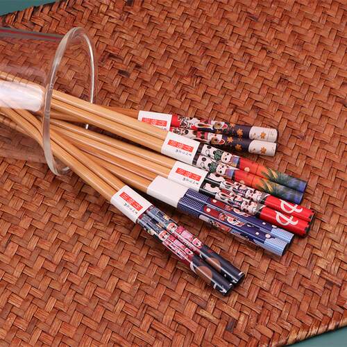 Chinese Style Souvenir - Lucky Cat Chopsticks with Gift Box