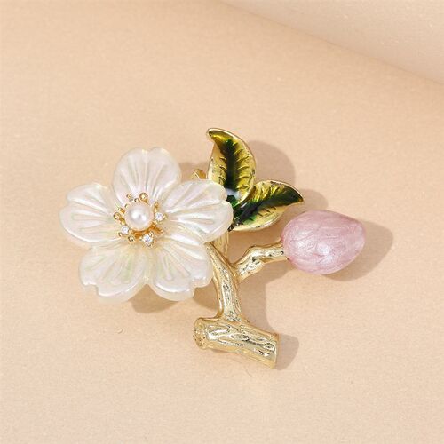 HighEnd Rose Flower Brooch DiamondEncrusted Light Luxury Pin