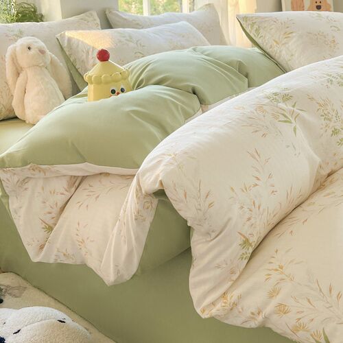 Class A Small Fresh Style Four-piece Set Ins Household Bed S