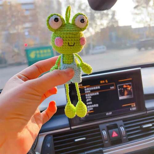 Handmade crochet frog plant rearview mirror car hook车挂挂饰