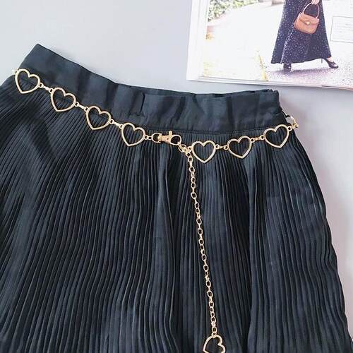 Ladies Fashion Simple Metal Hollow Peach Heart Character Buc