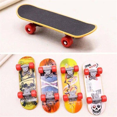 SUN Mini Small Skateboard For Turtles Parrot Turtle Toy