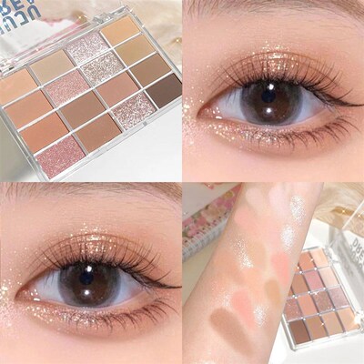 Love the 16-color eye shadow plate, pearlescent matte lying