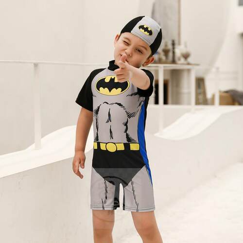 。Childrens Swimsuit Boys one-piece middle-aged childrens