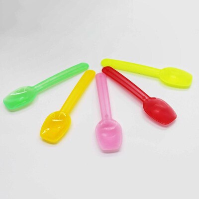 50pcs Plastic Spoons  Disposable Ice Cream Scoop Family Spoo