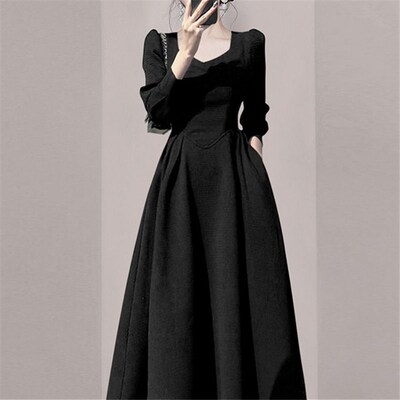Hepburn Style Retro High-end Black Tight Waist Dress Early S
