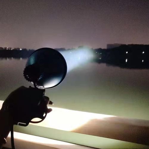 9核强光头灯9-vLED头戴灯白光黄光超亮大光斑外接1核调焦