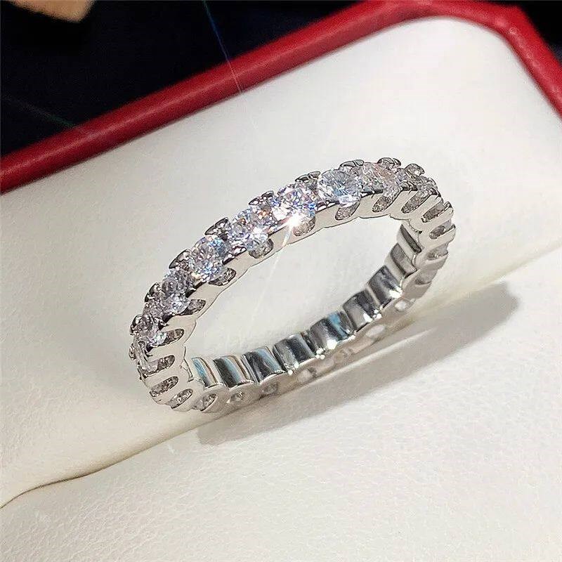 Huitan Fashion Contracted Design Womens Ring with Brilliant - 实物图