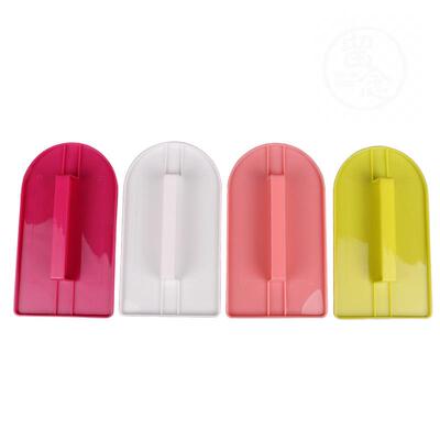 。Cake CREA trowel et platic craper baking tool cake turntab