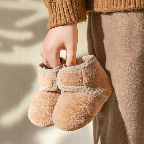 Baby Shoes Soft Sole AntiSlip ColdProof Winter Velvet Floor