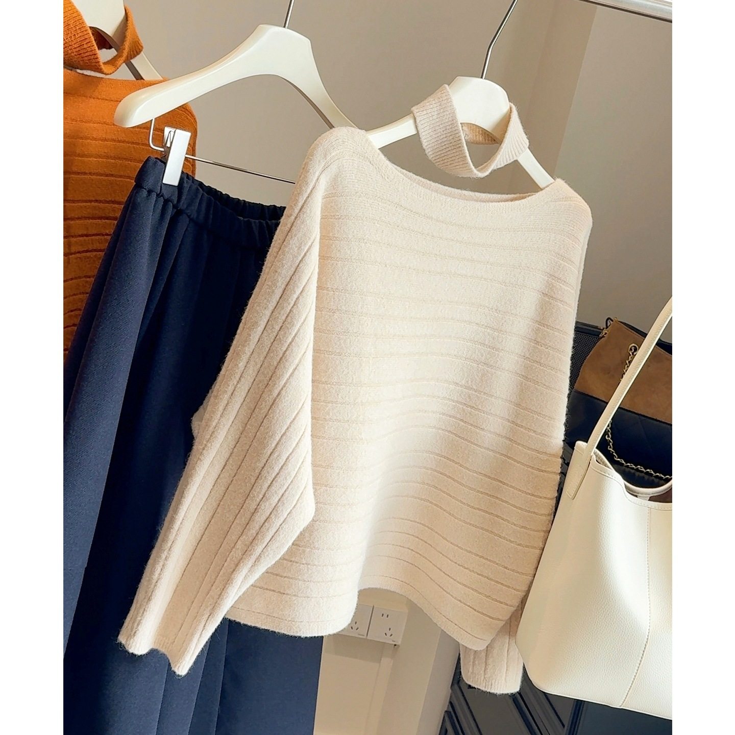 韩系蝙蝠袖一字领脖套毛衣女2025