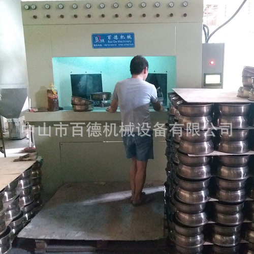 供应湛江转盘式自动喷砂机 不粘锅电热锅内胆BD1616-14自动打砂机