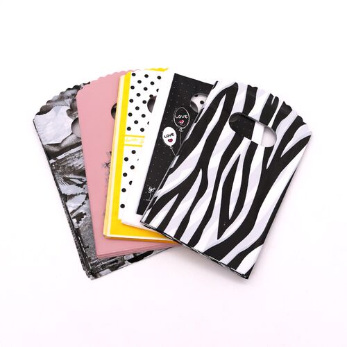 50Pcs/Lot 9x15cm Small Plastic Bags Multi Designs Gift Bag P