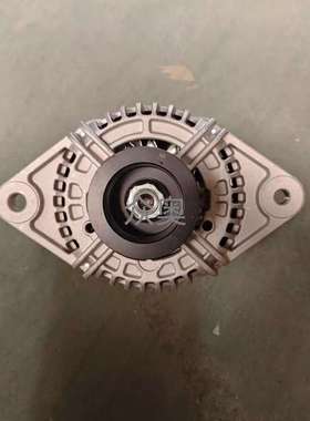 适用沃尔沃TAD1351VE发电机22117421发电机0124655019充电机24V