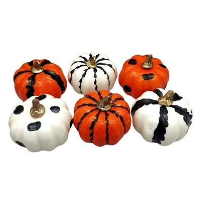 Set of 6 Decorative Halloween Pumpkins Delicate Ornament