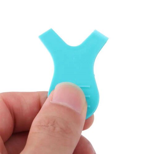 10pcs Makeup Eyelash Brushes Reuseable Plastic Clean Comb Y