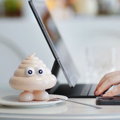 Hot Shit Lamp  便便粪围感小夜灯 延时关灯 趣味减压 桌面摆件