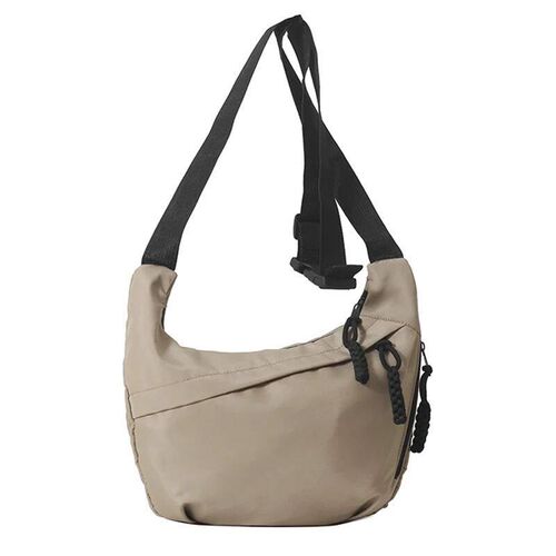 Neutral tyle tote bag with trap for carrying fitne item. New