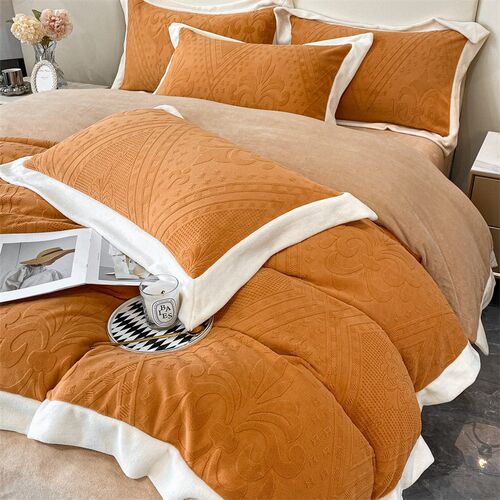 Class A Thickened Four-piece Carved Double-sided Velvet Warm