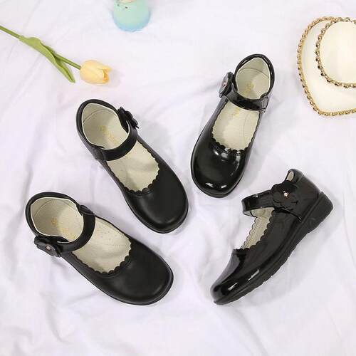 Girls Leather Shoes For Big Boys And Girls On Campus. Black