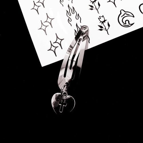 Hiphop Rock Metal Cross Flower Star Hair Clips for Girls Fem