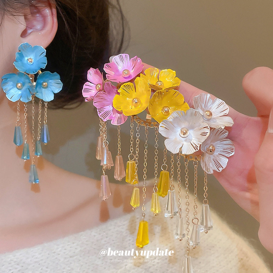 银针喷漆水晶花朵流苏耳钉气质设计感小众耳环轻奢高级感耳饰,饰品/流行首饰/时尚饰品新,银饰耳饰,淘宝优惠券,粉丝福利购,淘宝优惠卷