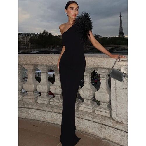 Dulzura Black Sleeveless One Shoulder Maxi Dress For Women