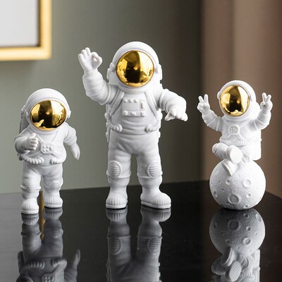 3Pc Astronaut Decor Action Figures and Moon Home Decor Resin