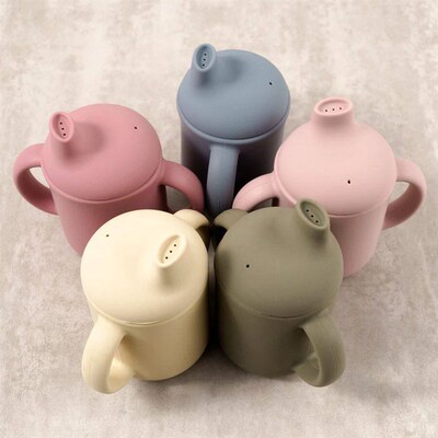Portable Baby Feeding Drinkware Cup Newborn Learning Hand Sh
