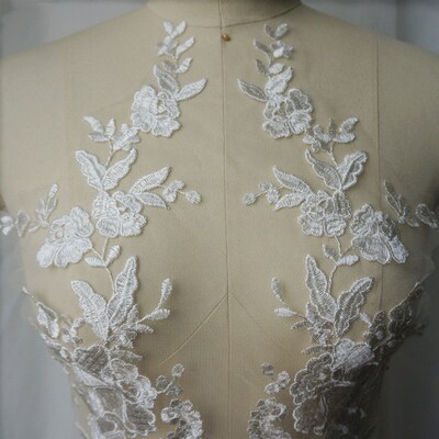 Embroidered Lace Applique Sewing Flower Fabric Collar Patch