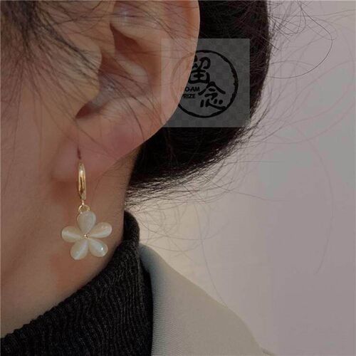 -Small fresh early spring cats eye stone delicate flower fl