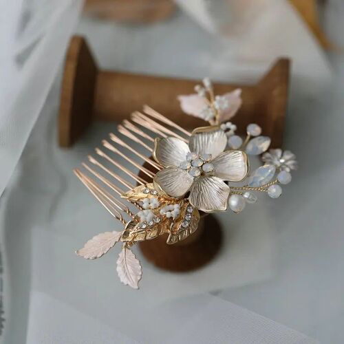 High Quality Metal Flower Bridal Comb White Enamel Wedding H
