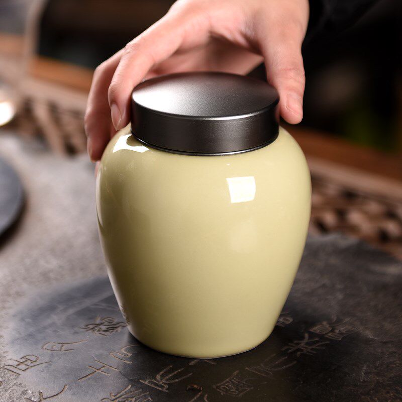 青瓷茶叶罐陶瓷密封大号存储罐家用存茶罐防潮茶仓普洱罐茶具龙泉