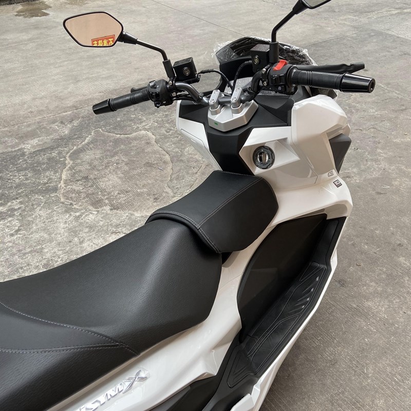适用CRUISYM三阳巡弋150X改装坐垫 儿童座包 宝宝坐椅 无损安装