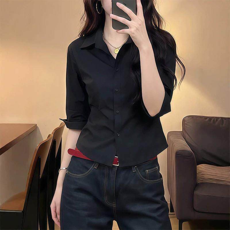 女夏季新款设计感收腰辣妹衬衣通勤上衣韩系气质翻领黑色中袖衬衫