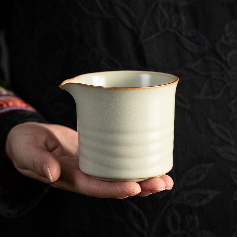 米黄汝窑公道杯茶海分茶器小号匀茶茶道配件单个家用陶瓷泡茶公杯,餐饮具,公道杯,淘宝优惠券,粉丝福利购,淘宝优惠卷
