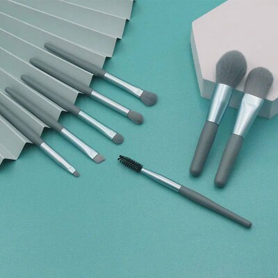 8 Pcs Cosmetics Foundation Blush Powder Eyeshadow Blending M