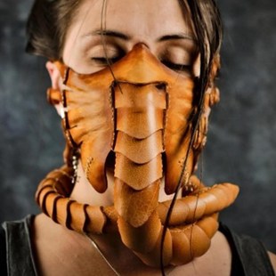 异形抱脸虫面具铁血战士恐怖吓人舞会派对面罩道具万圣节蝎子面具