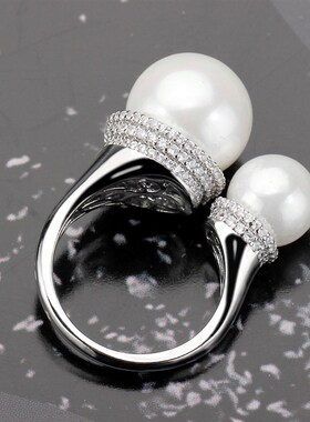 New rendy Round Pearl Statement Rings for Women Cubic Zircon