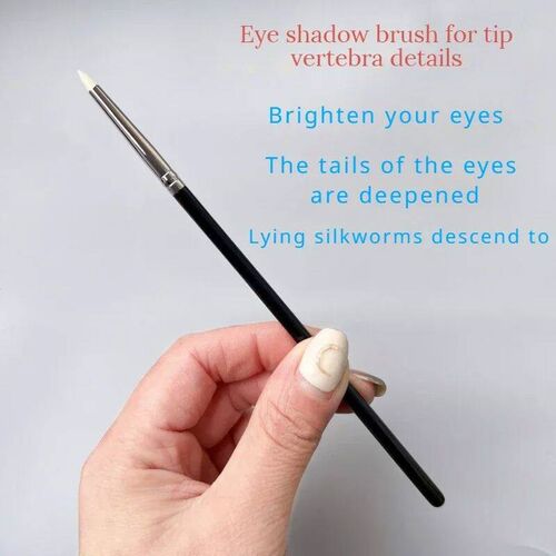Tapered Detail Eyeshadow Brush Natural Goat Hair Pointed