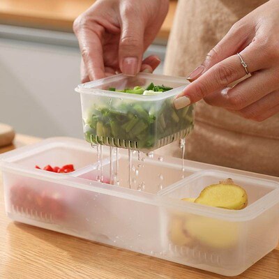 Three-compartment scallion flower water-draining storage box