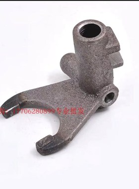 久保田收割机变速箱副变速叉5T057-17-2挂档拨叉52200-17-3