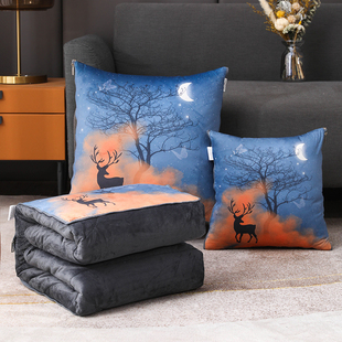 珊瑚绒抱枕被子两用多功能车载加厚办公室午睡枕头汽车折叠空调被