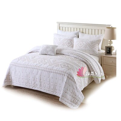 Quilted Quilt Pujiang Bed ver Three-piece Set European Style