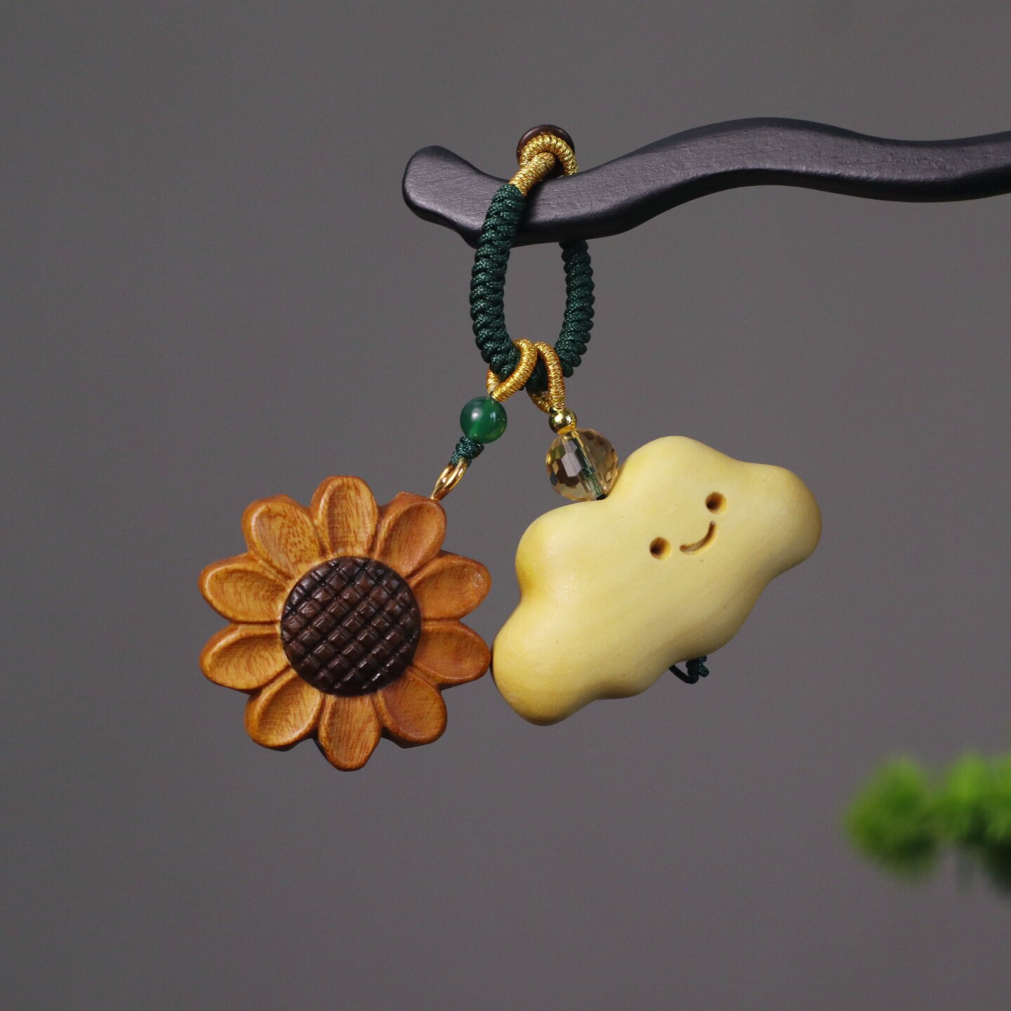 祺安福向日葵实木钥匙扣一举夺魁