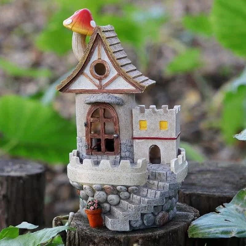 Garden Statue  Mushroom House with Solar Powered Lights图片