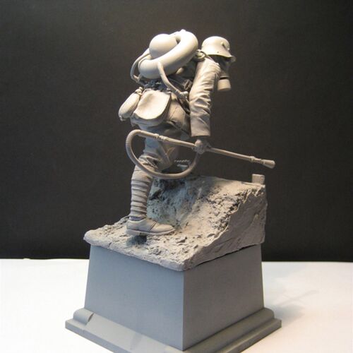 1/16 Resin Model Figure GK, Military theme ,Unassembled and