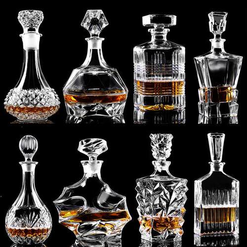 Large glass wine bottle red wine decanter whiskey bottle wit