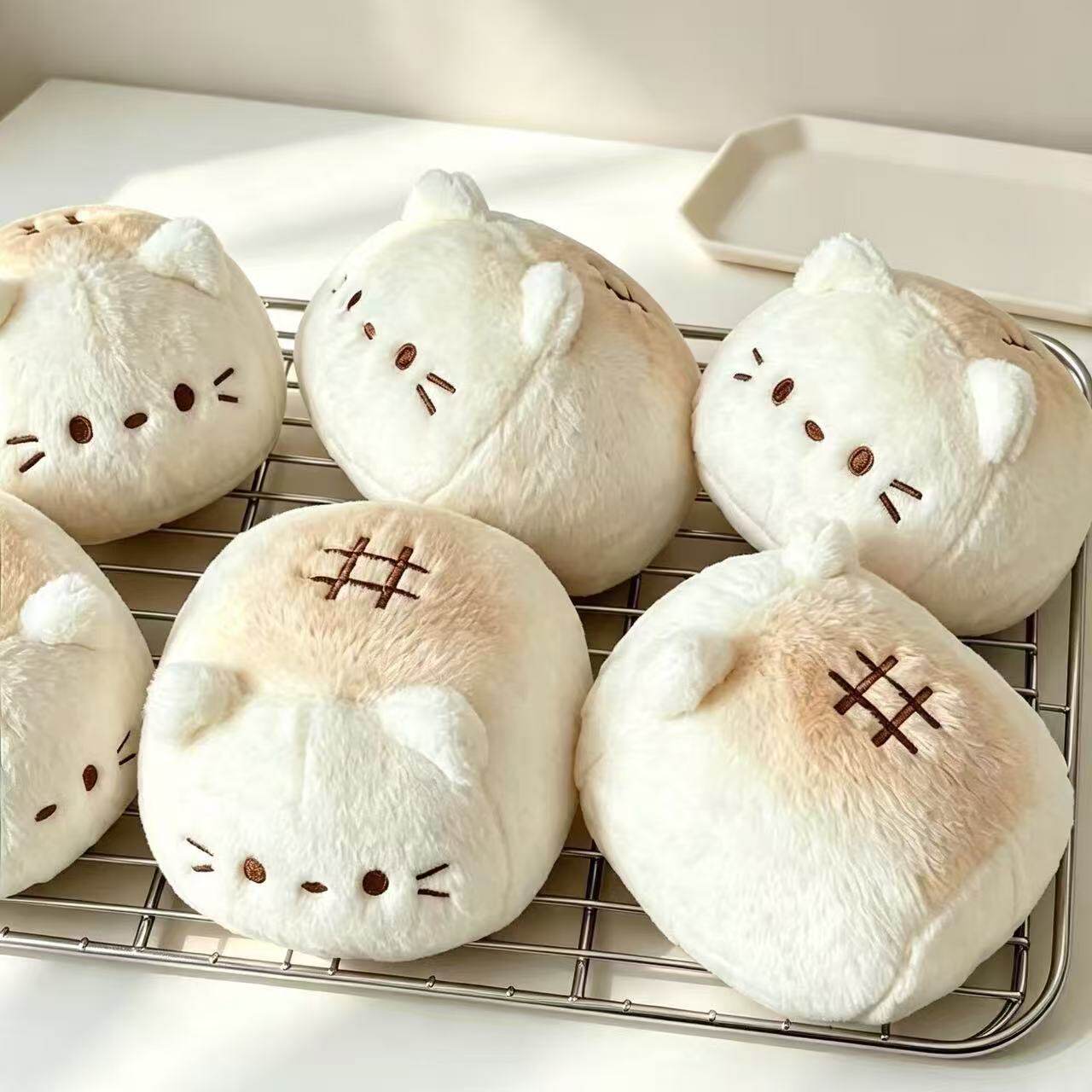 可爱腮红棉花糖小猫毛绒吱吱叫